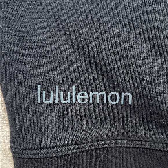 lululemon athletica  Black Crewneck Sweatshirt - Picture 4 of 4